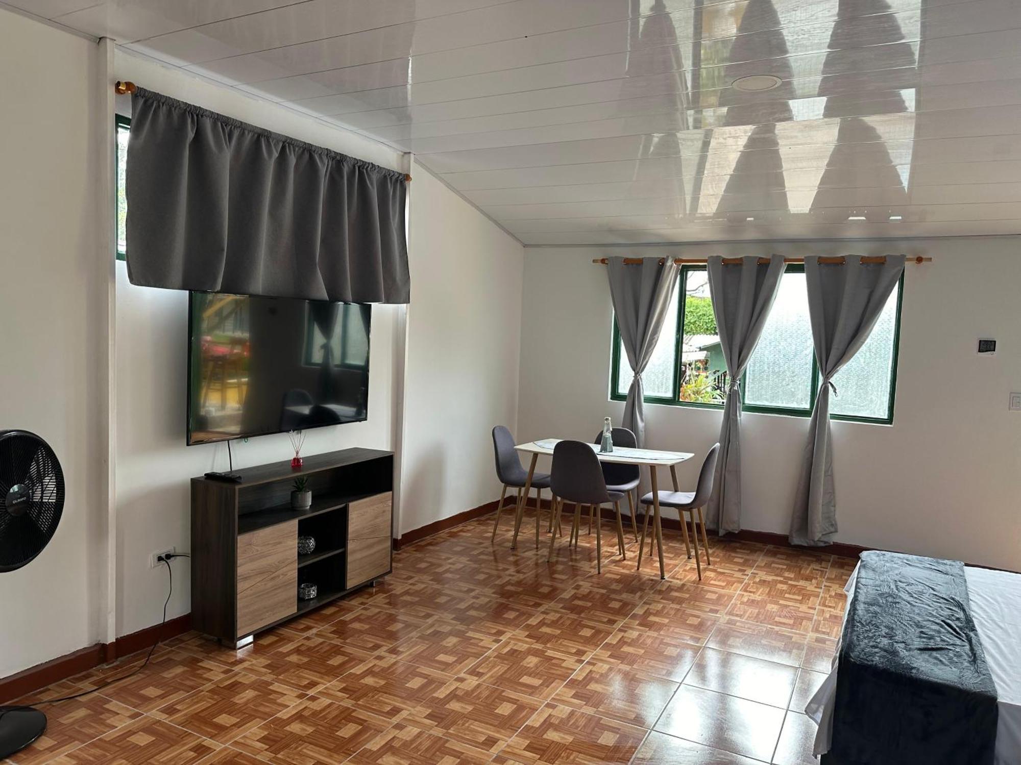 Hospedaje Rancho Guadalupe La Suiza Екстер'єр фото